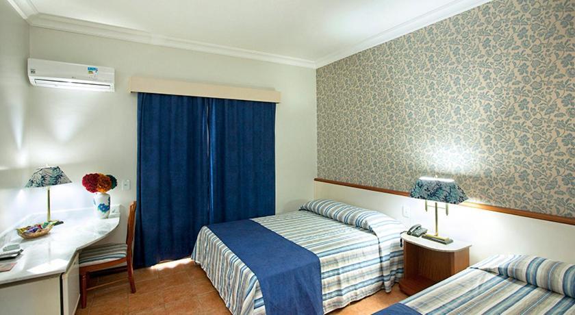 Hotel Colonial Plaza Itu Buitenkant foto